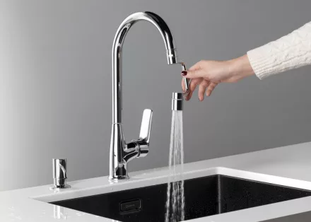 Aqualine forgatható kifolyó perlátorral, króm kivitelben