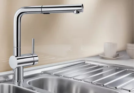 Blanco Linus-S Vario kihúzható zuhanyfejes magasnyomású mosogató csaptelep, króm 518406