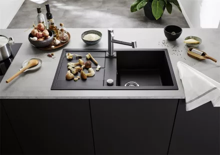 Blanco Metra 5 S Silgranit 86x50 cm mosogató csepegtetővel és távműködtetővel, fekete 525918