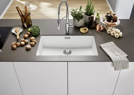 Blanco Subline 700-U Silgranit 73x46 cm mosogató, fehér kivitelben
