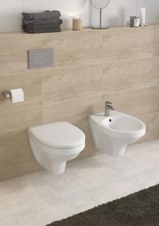 Cersanit Delfi öblítőperemes fali kerámia WC csésze antibakteriális Duroplast ülőkével, fehér K97-140