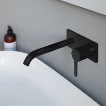   Duravit C.1 falsík alatti mosdócsaptelep 174 mm, matt fekete C11070003046