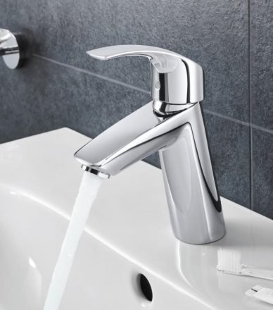 Grohe Eurosmart egykaros mosdócsaptelep leeresztő nélkül M-Size 23324001