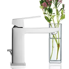   Grohe Eurocube egykaros mosdócsaptelep húzórudas leeresztővel, M-es méret, króm 23445000