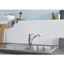   Grohe QuickFix Swift egykaros konyhai csaptelep elfordítható kifolyóval, króm 30358000
