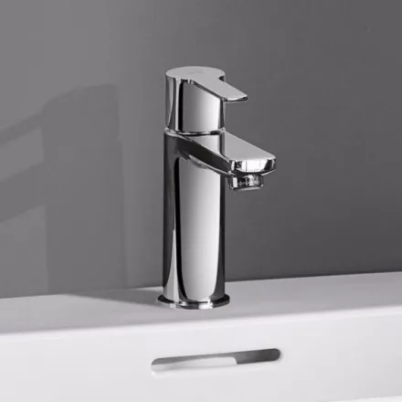 Grohe Lineare egykaros mosdócsaptelep húzórudas leeresztővel, XS-es méret, króm 32109001