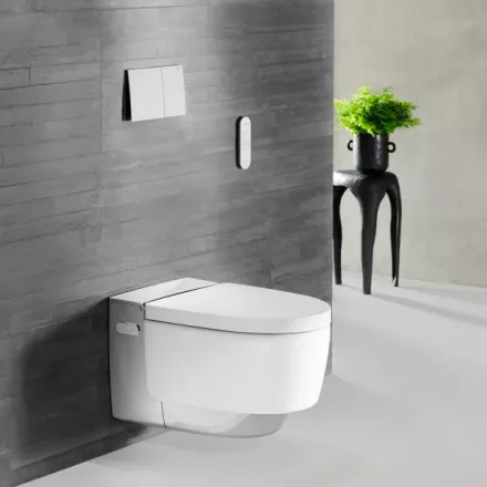 Geberit AquaClean Mera Comfort fali WC komplett higiéniai berendezés, takarólap fényes króm 146.210.21.1