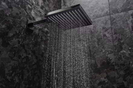 Hansgrohe Pulsify E fejzuhany 1jet 26x26 cm, króm kivitelben.