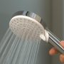 Hansgrohe Crometta zuhanytartó szett Vario 160 cm zuhanytömlővel, EcoSmart, króm/fehér 26694400