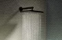 Hansgrohe Activera Q EcoSmart fejzuhany modern matt fekete kialakítással és széles vízsugárral.