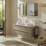 Hansgrohe Xelu Q 1360/550 konzol 2 kivágással a csaplyuk nélküli mosdóhoz, tölgy 54118230