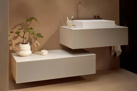 Hansgrohe Xevolos E konzolos fürdőszobai ülőpad 1 fiókkal 1180x550 mm, matt homok/metál homok 54326790