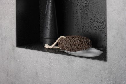 Hansgrohe XtraStoris Minimalistic Falfülke nyitott kerettel, 30 x 30 x 10 cm matt fekete 56073670