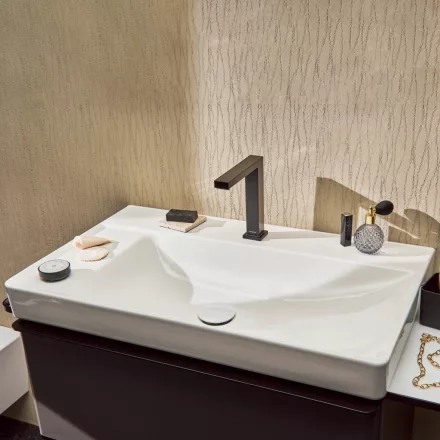 Hansgrohe Xelu Q kerámia mosdókagyló 800x480 mm 2 csapfurattal és túlfolyó nélkül, balos/fehér 60320450