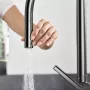 Hansgrohe Talis M54 konyhai csaptelep 210 kihúzható zuhanyfejjel, szálcsiszolt fekete/króm 72800340