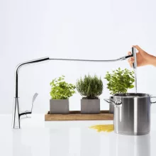   Hansgrohe Metris Select M71 króm konyhai csaptelep, kihúzható kifolyóval 73816000