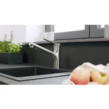   Hansgrohe Zesis M33 konyhai csaptelep 140, kihúzható fejjel és sBox light, rozsdamentes acél hatású 74803800
