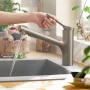 Hansgrohe Zesis M33 egykaros konyhai csaptelep kihúzható zuhanyfejjel, rozsdamentes acél hatású 74821800