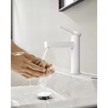   Hansgrohe Finoris egykaros mosdócsaptelep 100, push-open lefolyógarnitúrával matt fehér 76010700
