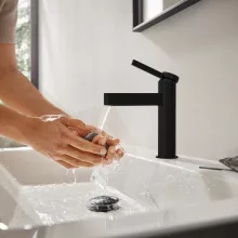   Hansgrohe Finoris egykaros hidegindítású mosdócsaptelep 110, push-open lefolyógarnitúrával, matt fekete 76024670