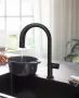 Hansgrohe Aqittura M91 Vízszűrős konyhai csaptelep 210, kihúzható zuhanyfejjel és indítókészlettel, matt fekete 76801670