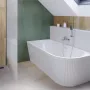 Invena Glamour falhoz illeszthető akril kád 170x80 cm balos fehér leeresztővel és struktúrált felülettel