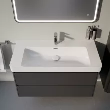 Laufen Pro X porcelán mosdó 105x46 cm csaplyukkal és túlfolyóval, fehér kivitelben.