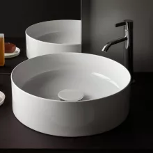   Laufen Living SaphirKeramik mosdótál 38x38 cm csaplyuk és túlfolyó nélkül, LCC bevonattal, fehér H8114354001121