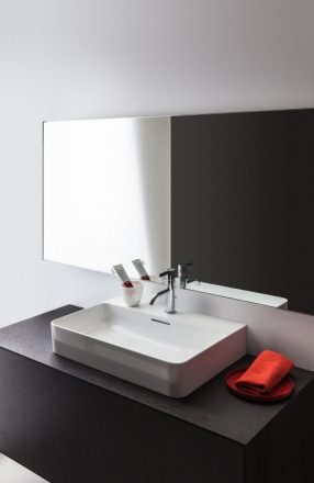 Laufen Val fehér csiszolt aljú mosdó 60x42 cm, 1 csaplyukkal H8162830001041