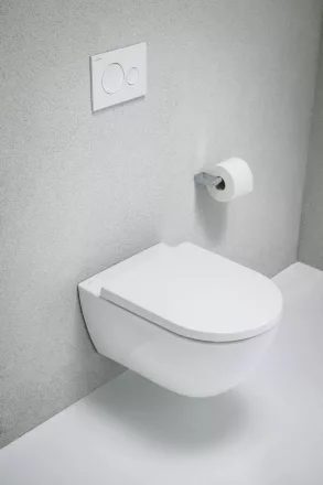 Laufen Pro X csendes öblítésű fali kerámia WC csésze LCC bevonattal, fehér kivitelben.