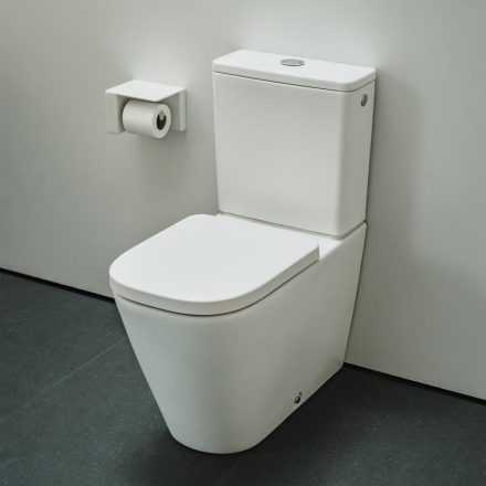 Laufen Meda öblítőperem nélküli porcelán monoblokk WC csésze 36x68 cm mélyőblítéssel, matt fehér H8241117570001