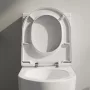 Laufen Pro X levehető Duroplast WC ülőke Soft Close mechanizmussal és króm zsanérokkal, matt fekete kivitelben.