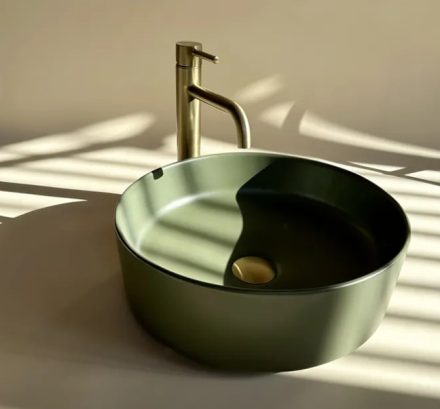 Rea Sami pultra tehető kerámia mosdó 37 cm, matt zöld REA-U4567