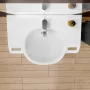 Villeroy & Boch ViCare kerámia mosdó 80x55 cm csaplyukkal, AntiBac CeramicPlus, alpin fehér 412081T2