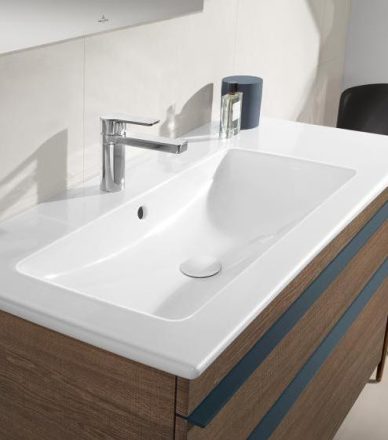 Villeroy & Boch Venticello 100cm, balos mosdó 4134L101