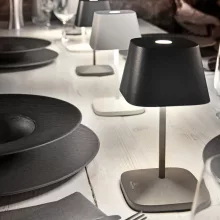   Villeroy & Boch Neapel tölthető asztali lámpa 20 cm LED világítással, fekete 96877